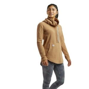 Deso Tallac Pullover In Desert Camel Size SM